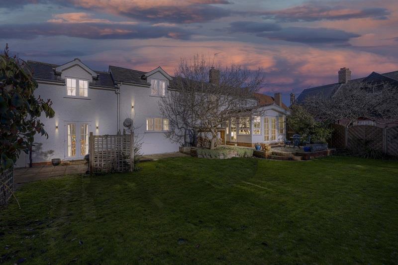 Chapel-END_25 sw dusk.jpg