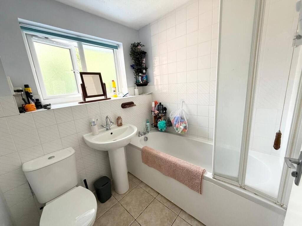 WhatsApp Image 2025-09-15 at 13.19.31_c6870f65.jpg