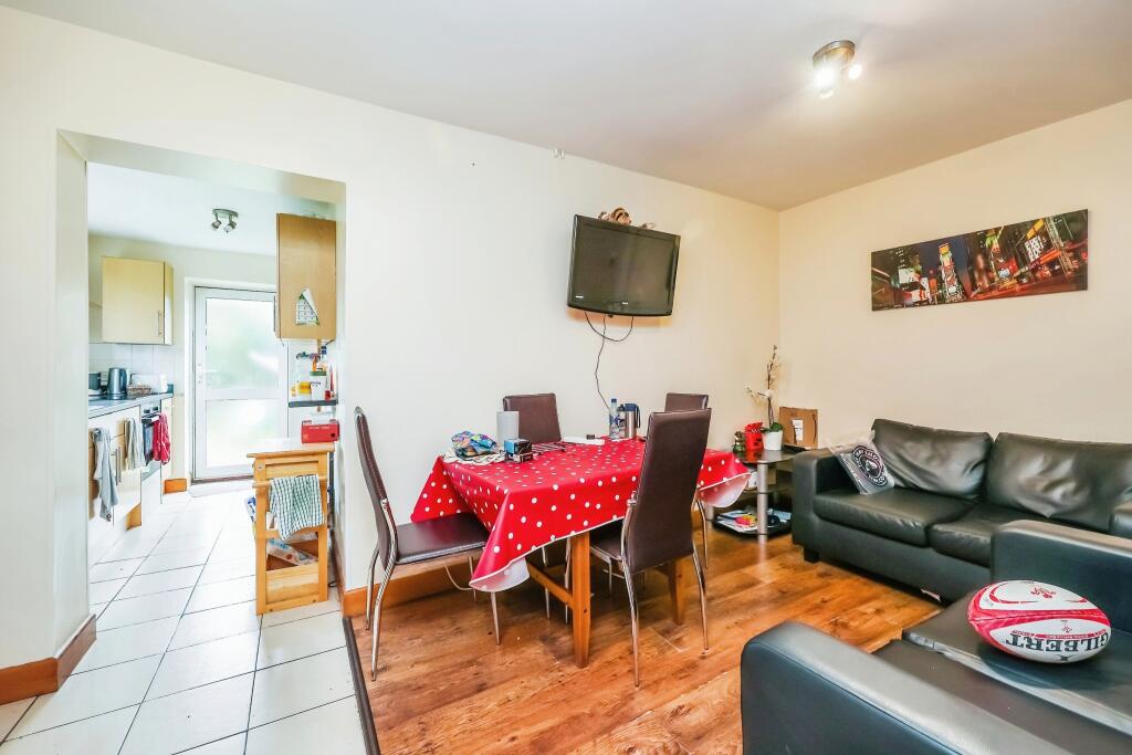 Living / Dining Room