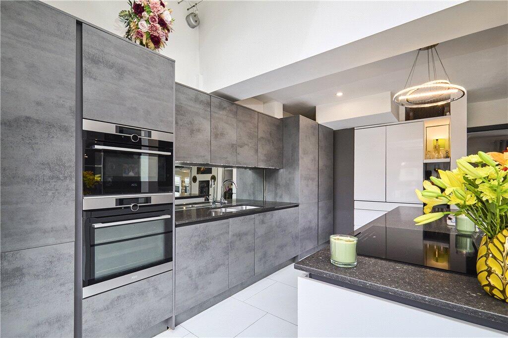 Modern Kitchen