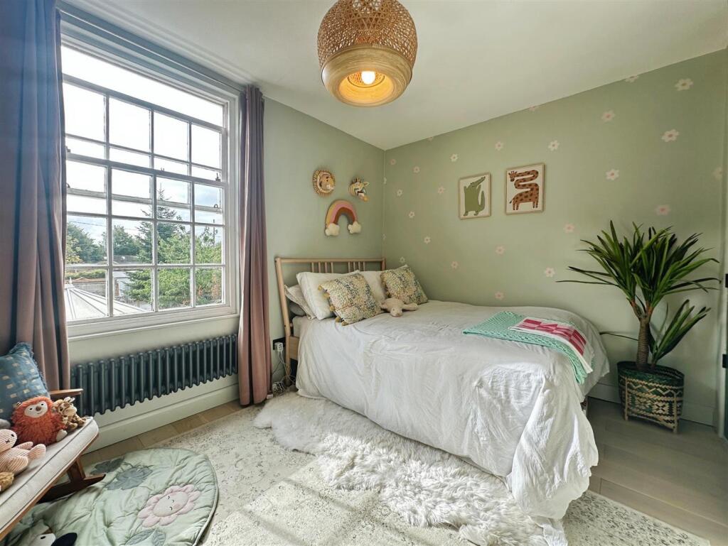 55fc3739--40AF-9E74-1D0E26416926-51989-00001353BC6