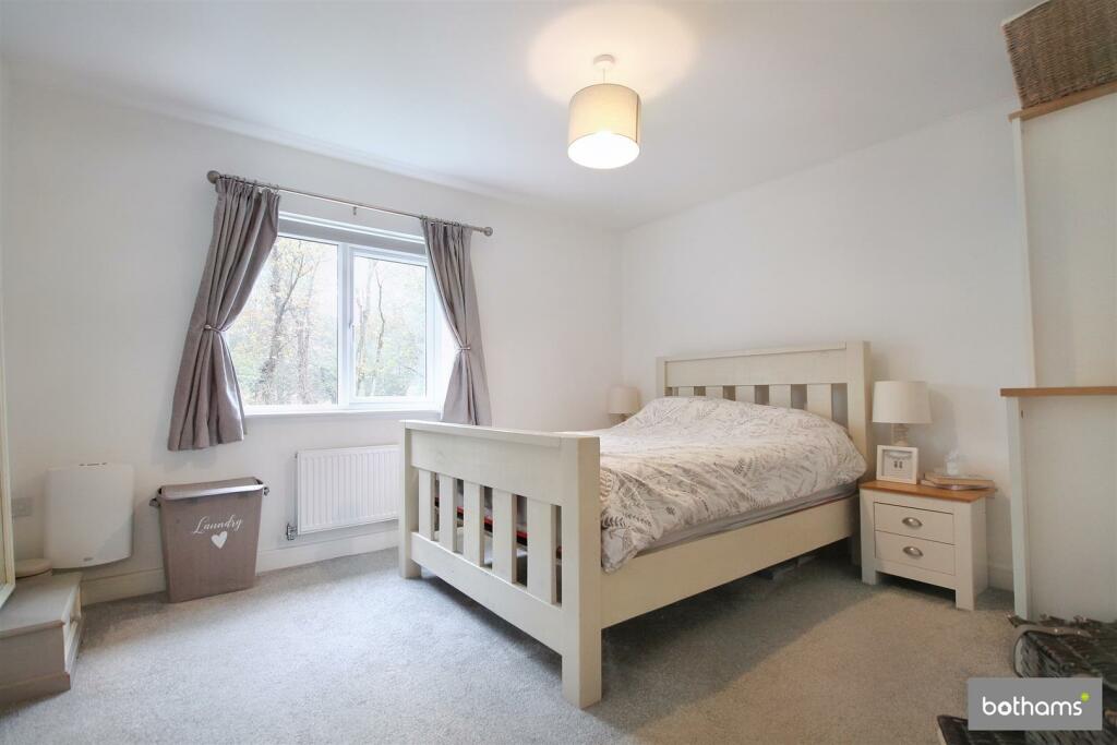 Bedroom 1 use.jpg