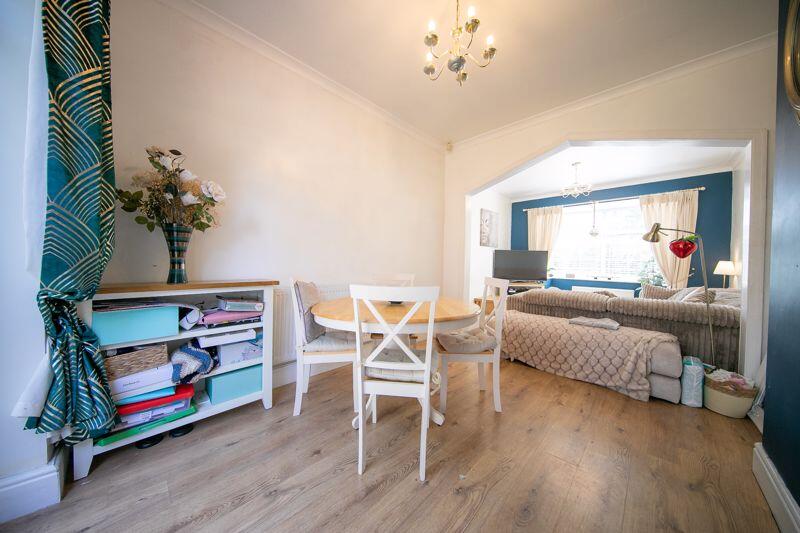 Dining room &amp; lounge