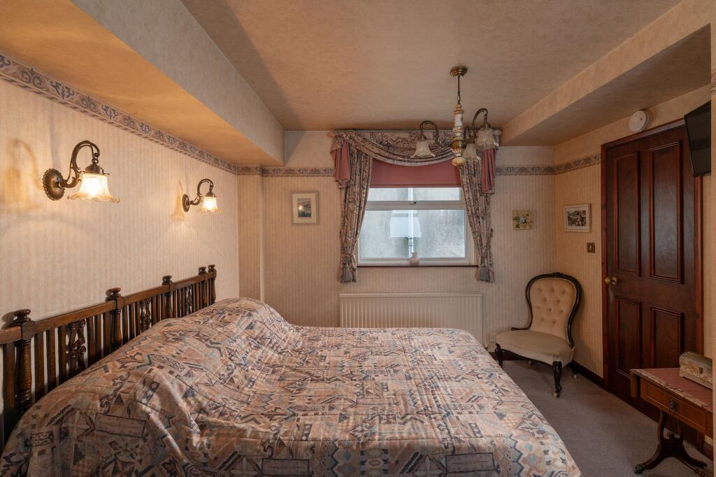 7 The Strand, Brixham Bedroom 3
