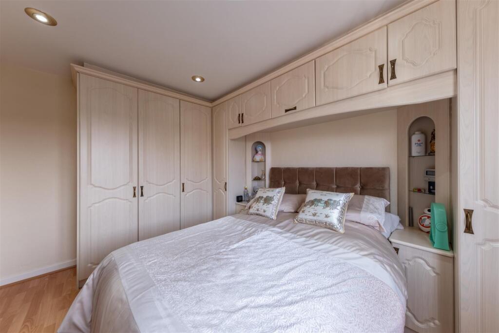 4 Meadow Lane-019.jpg