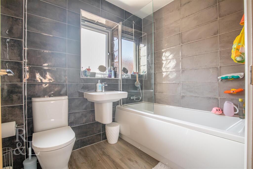 1 Marble Drive (4).jpg