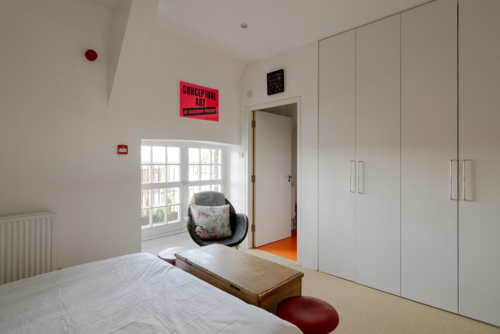292605 - Flat 8 Hanover Lofts, Brighton BN2 9YU...
