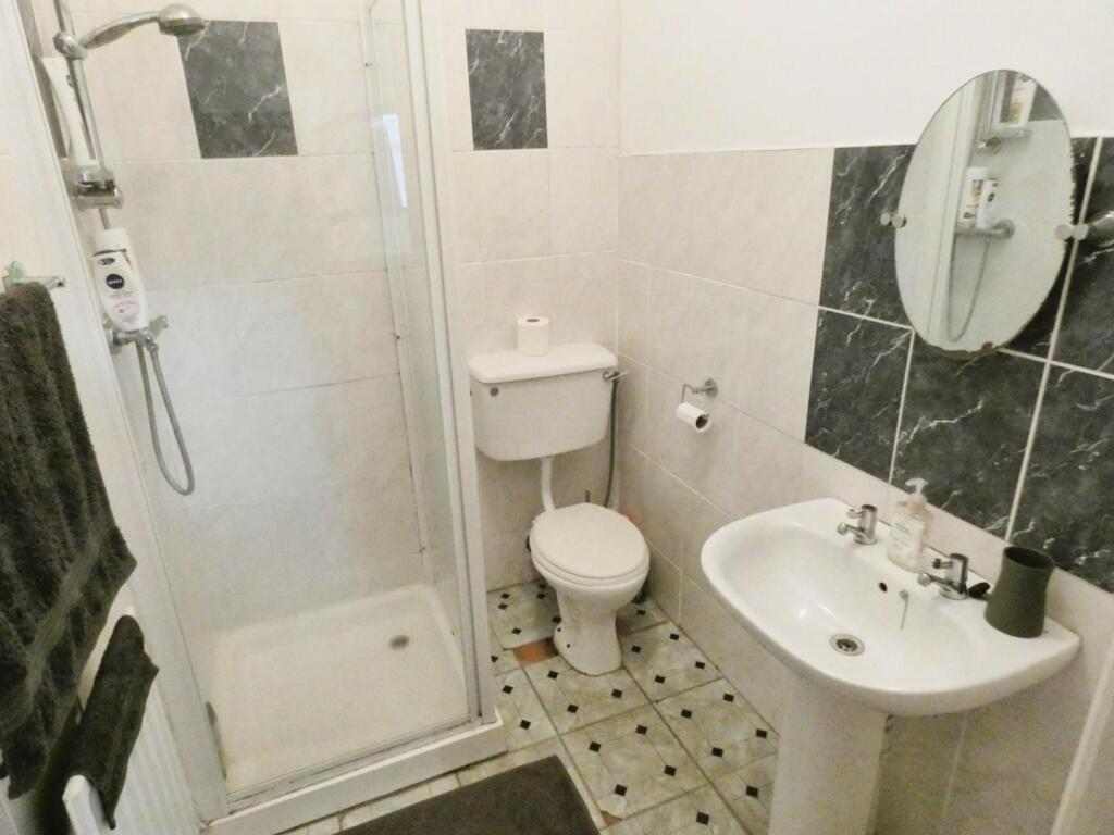 Bedroom Two En-Suite