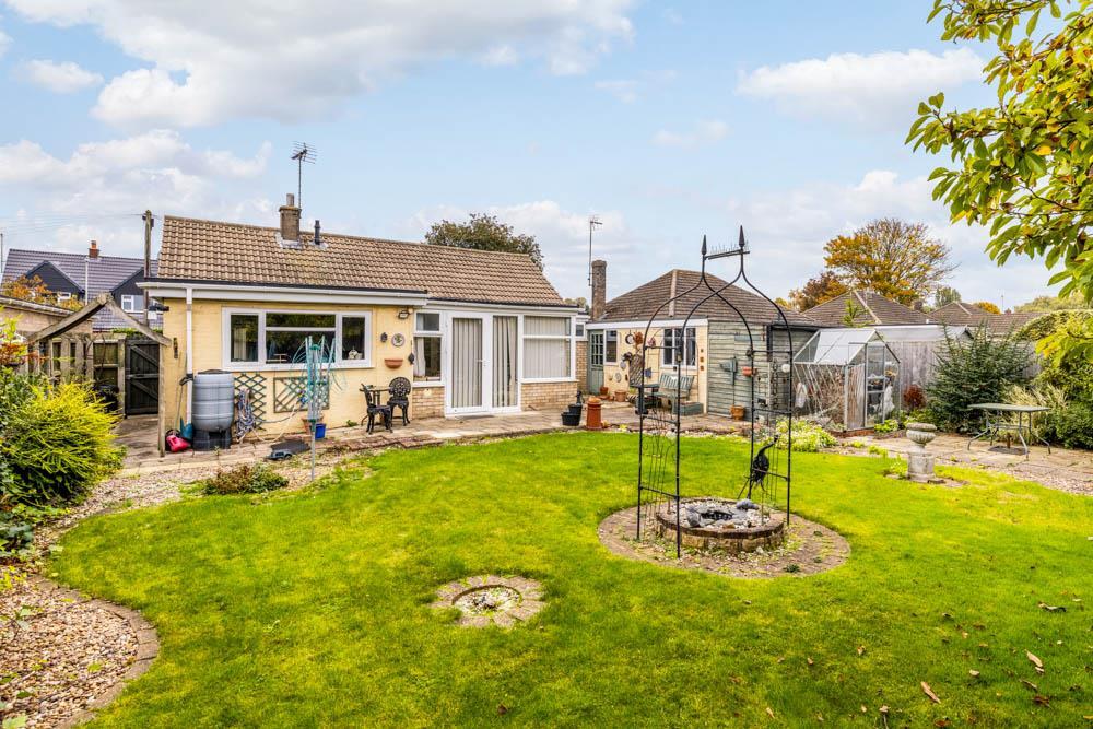 86 Edinburgh Drive (Spalding)-6.jpg