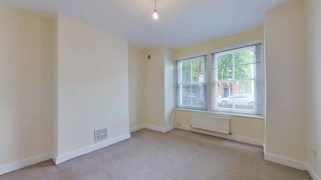 Clarendon-Road-Colliers-Wood-SW19-05212021_220437.