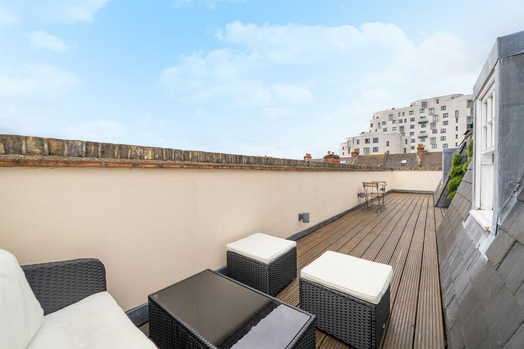 6, 49a Clapham High Street-18.jpg