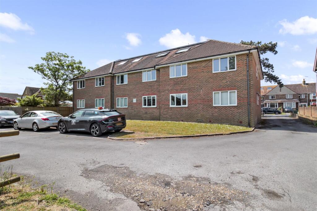 Woodsdale Court, 6_12.JPG