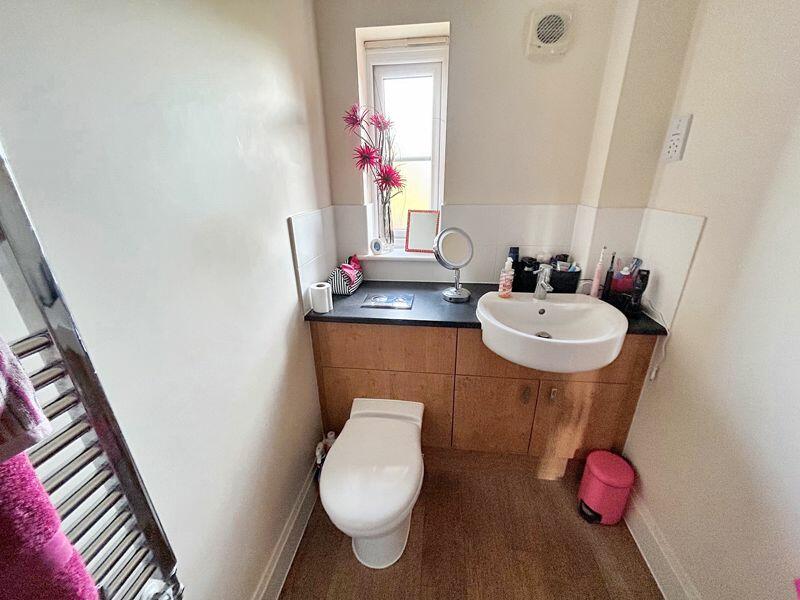 En-suite shower room