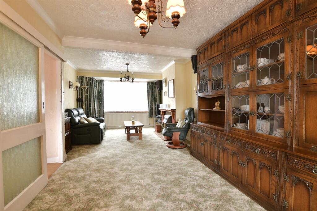 Kitchen /Dining Room