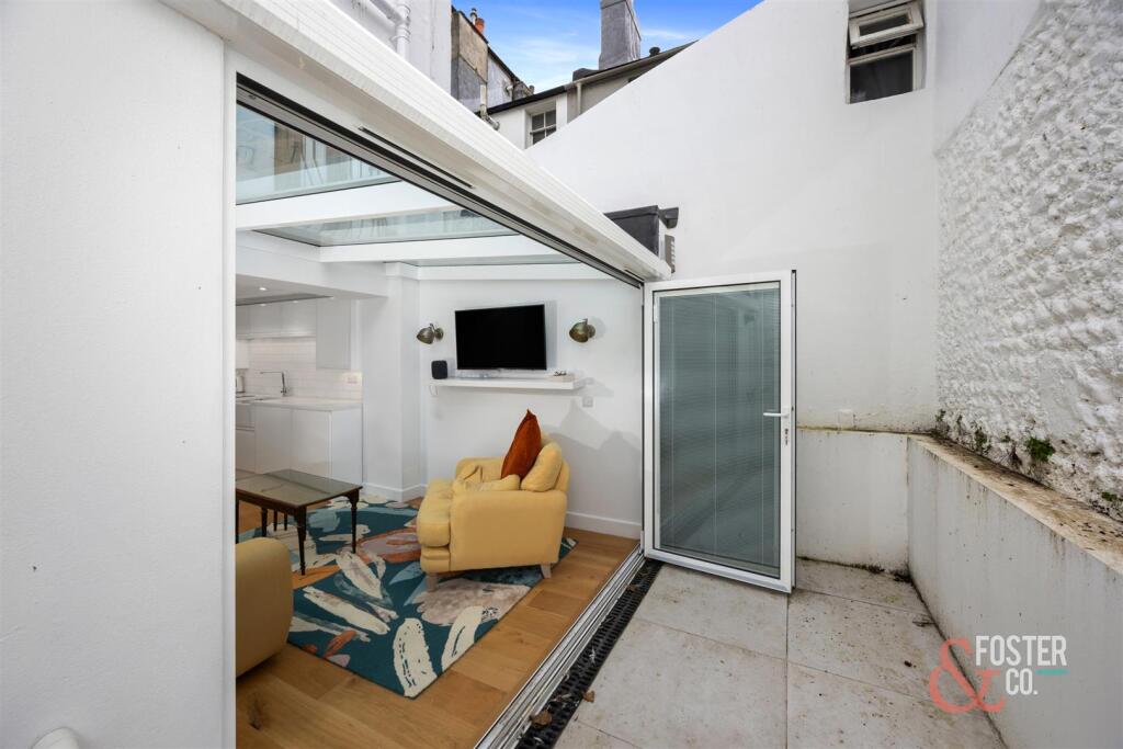 Farman Street, 6-019.jpg