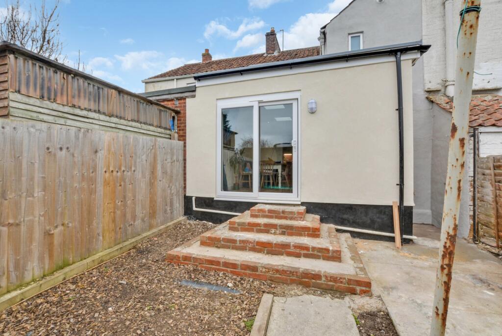 DSC_8524-DSC_8526 - Copy