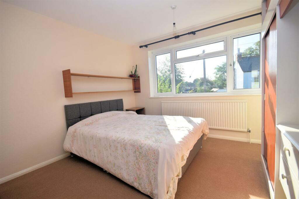 Bedroom 2.jpg