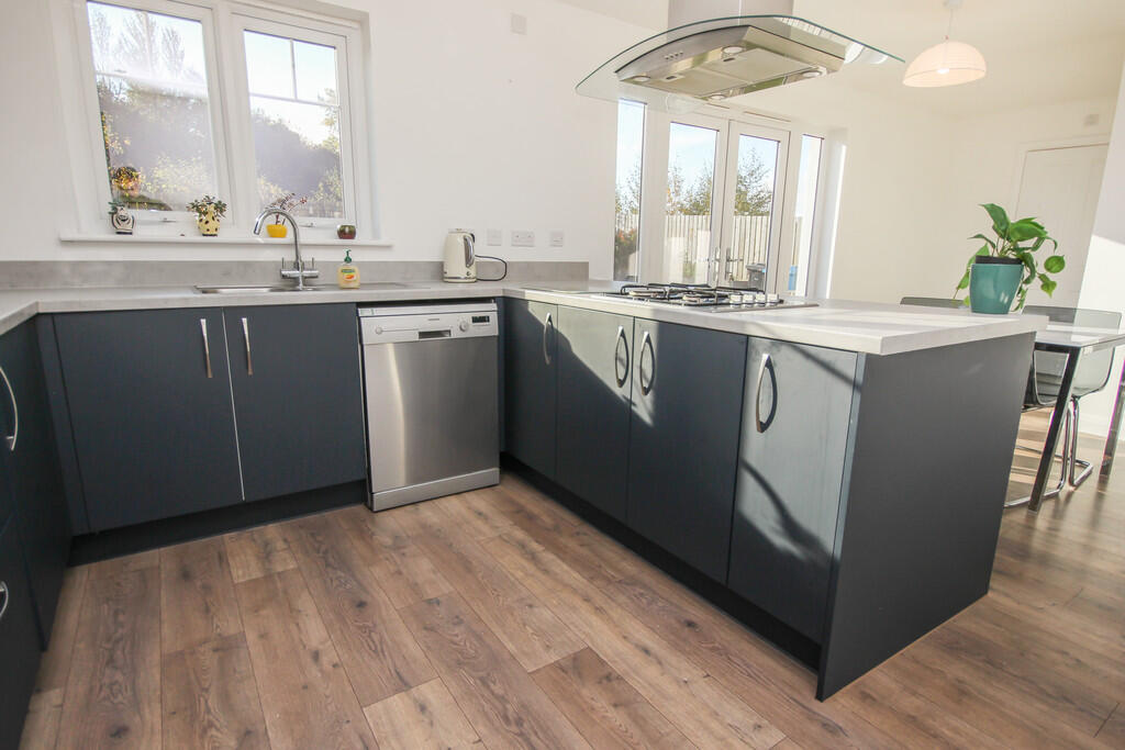 11 Breistonhill V...