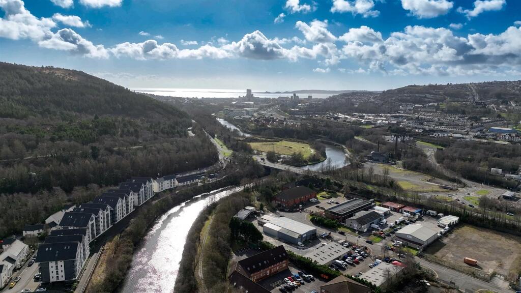 Sequence 01.00_00_58_02.Still003-2.jpg