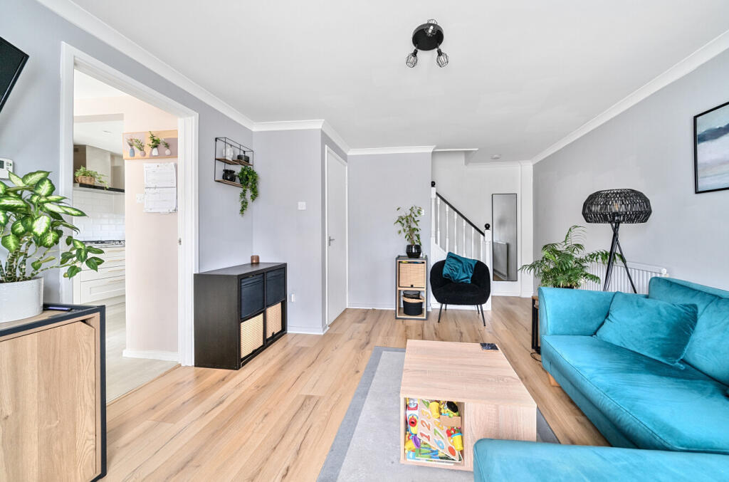 17-68221498c4272-...