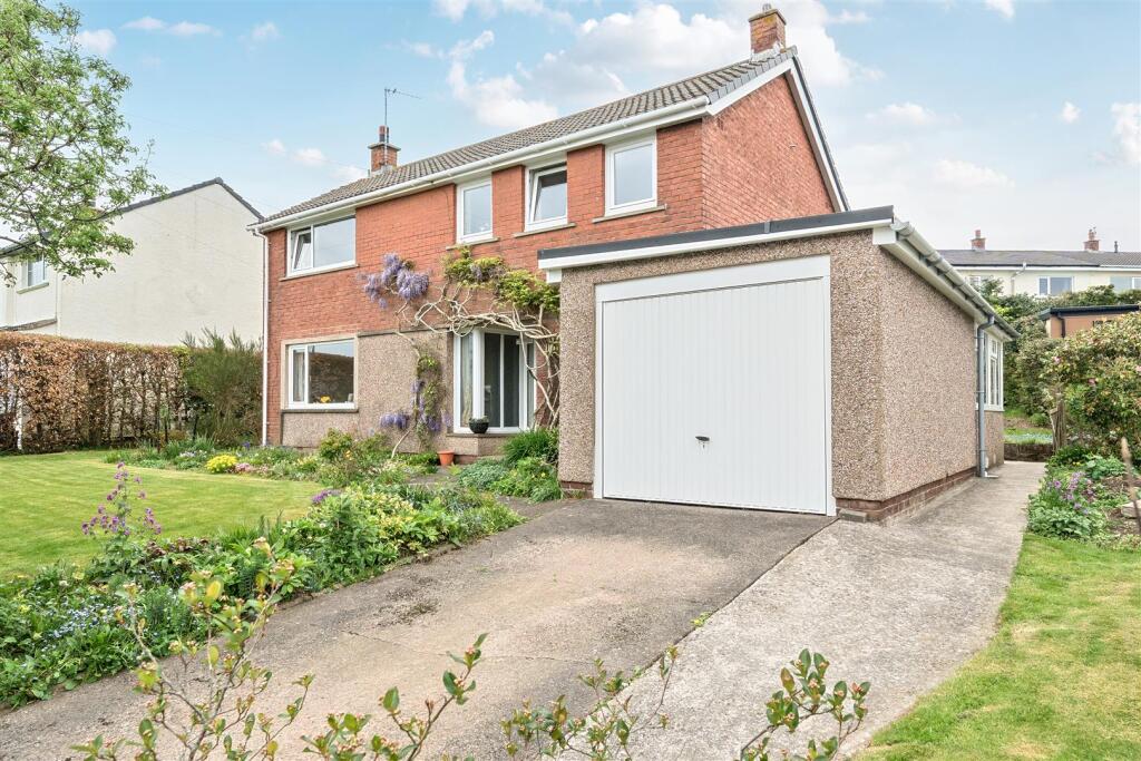 PARKING &amp; GARAGE