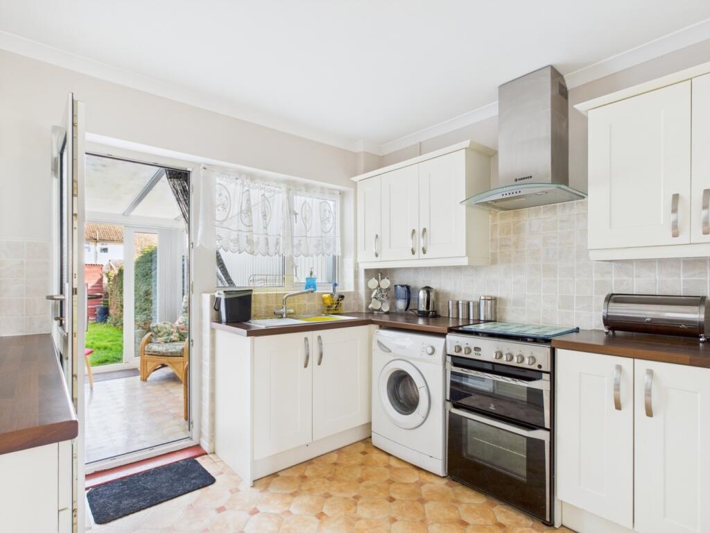 CAM01338G0-PR0095-STILL004