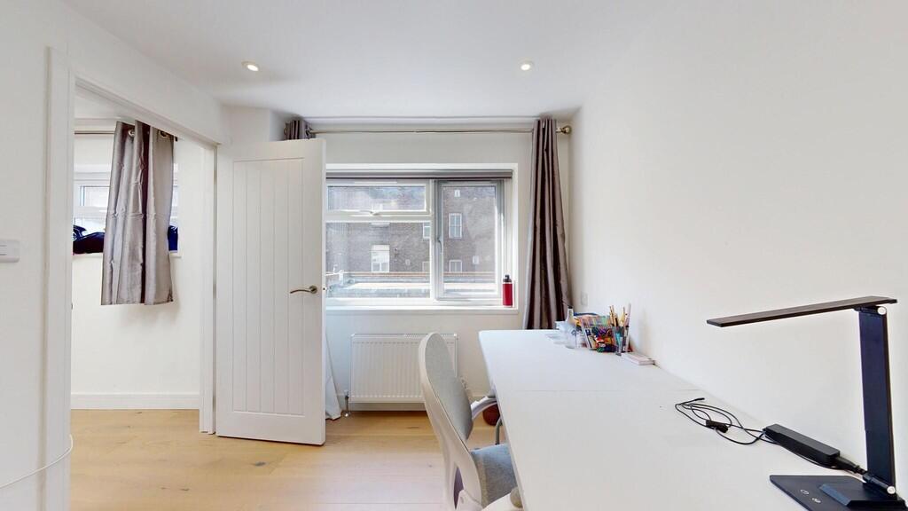 6824d2bcd369541c5...