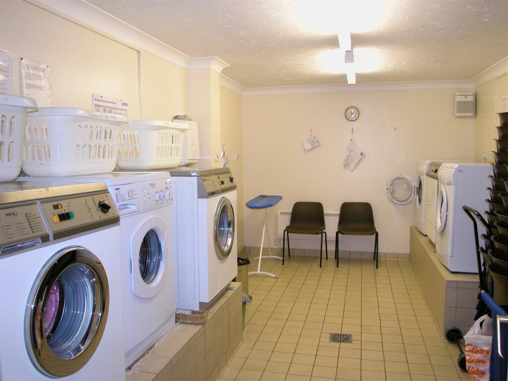 Laundry.jpg