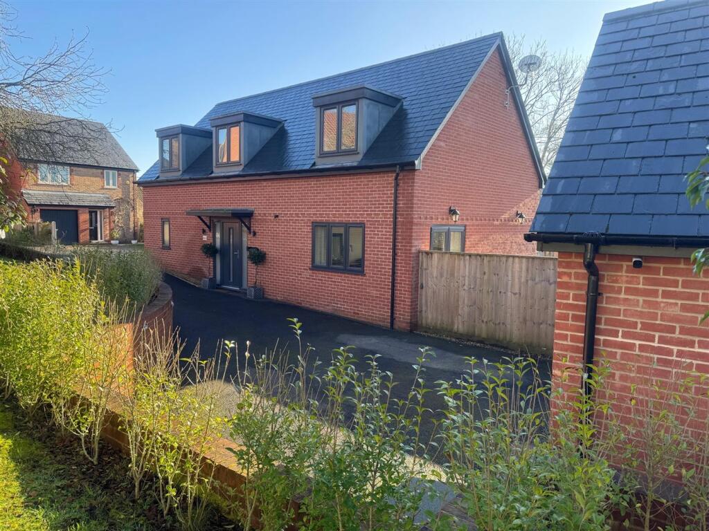 Maycroft new front.jpg