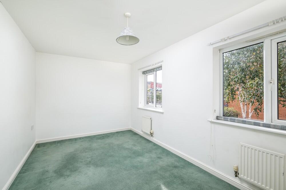 251022 - 15 Blackwell Close, Higham Ferrers - 16