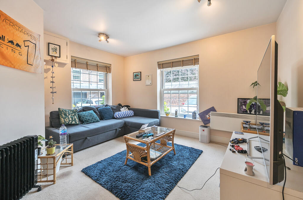 1305898-1-685bf68...