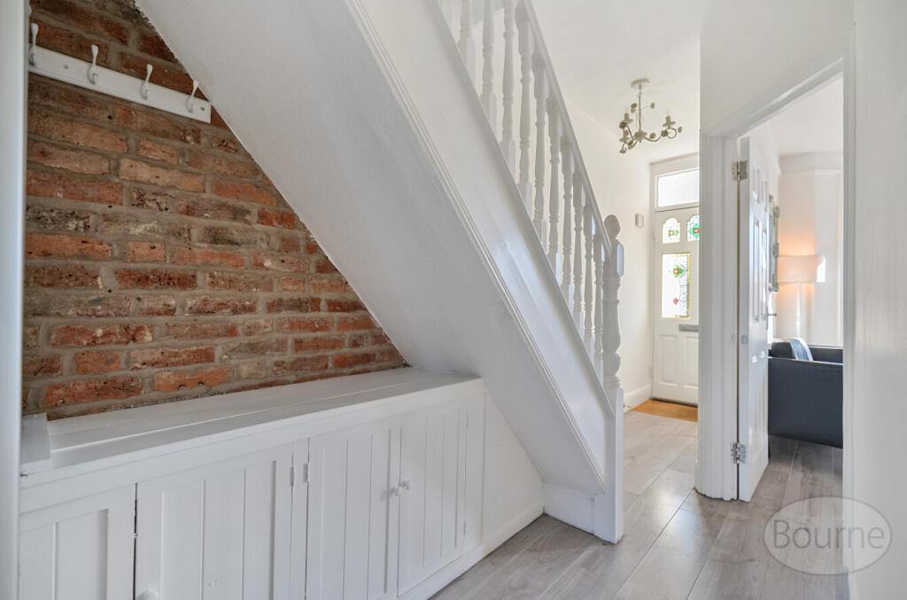 58e5bee5-b85d-40b...