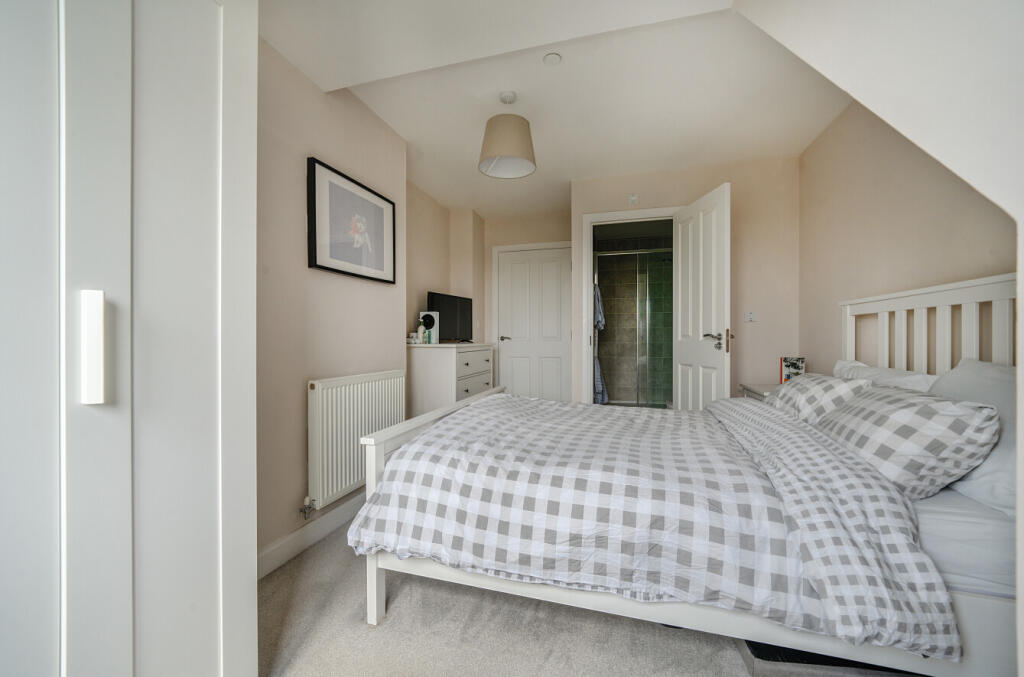 1289668-7-682efed...