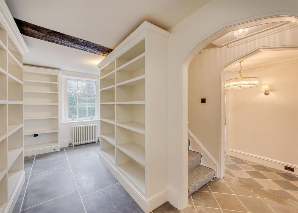 The Old Manor House-hall4.jpg