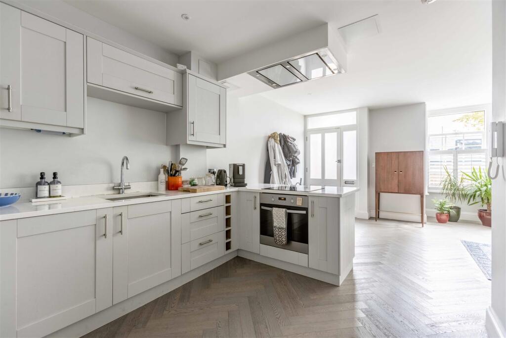 a801RLS (7 of 19).jpg