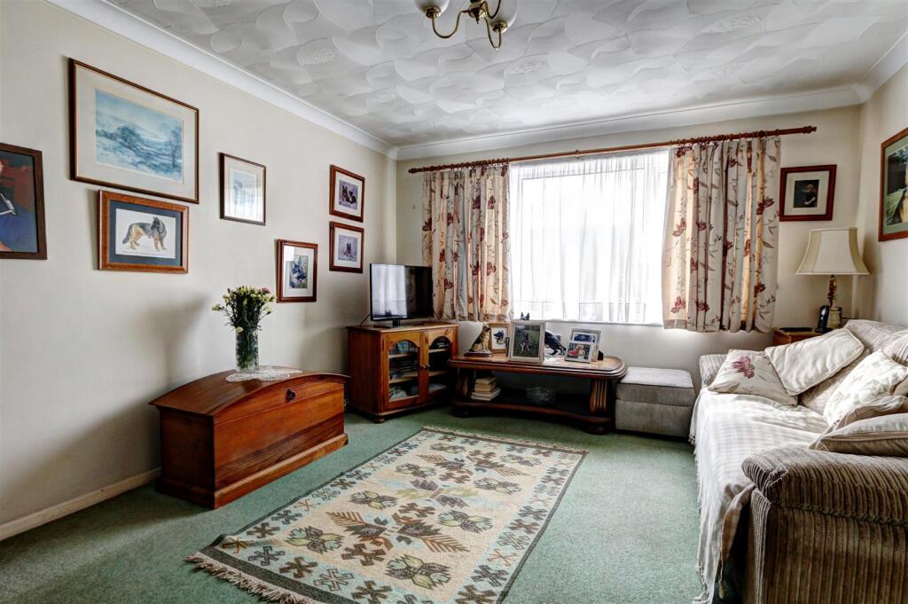 Sitting &amp; Dining Room2.jpg