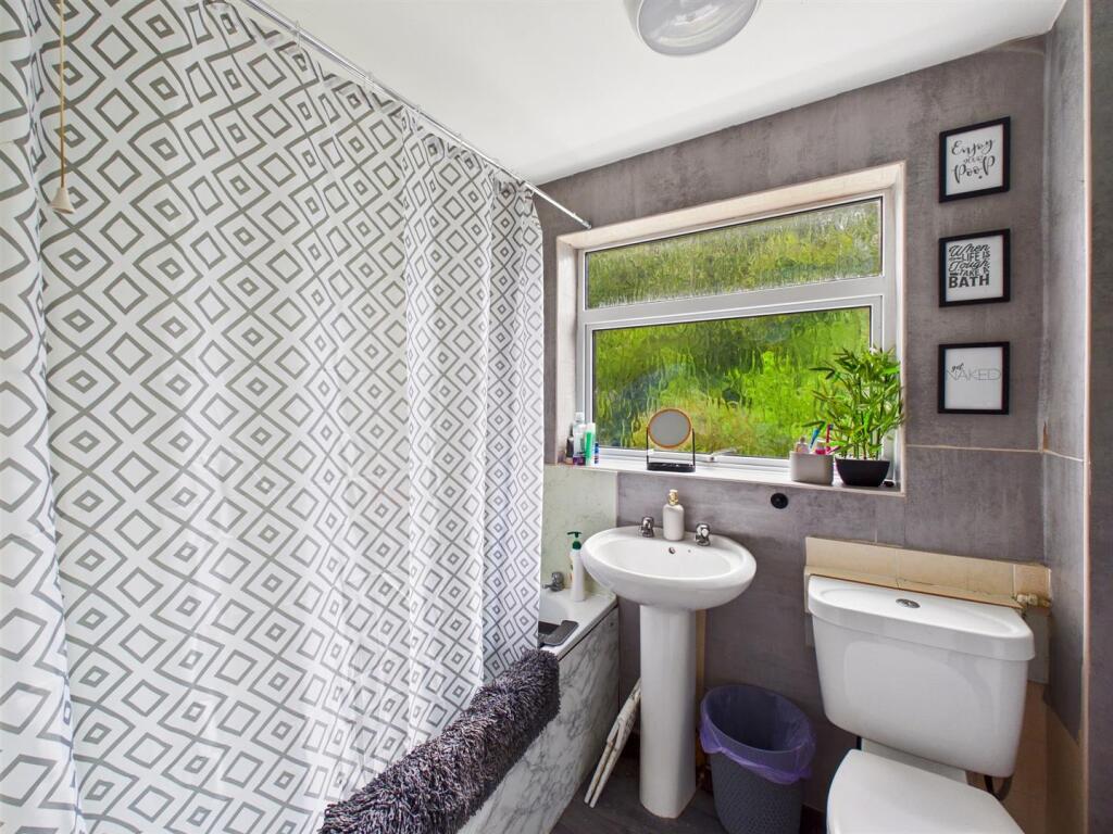 Family bathroom
