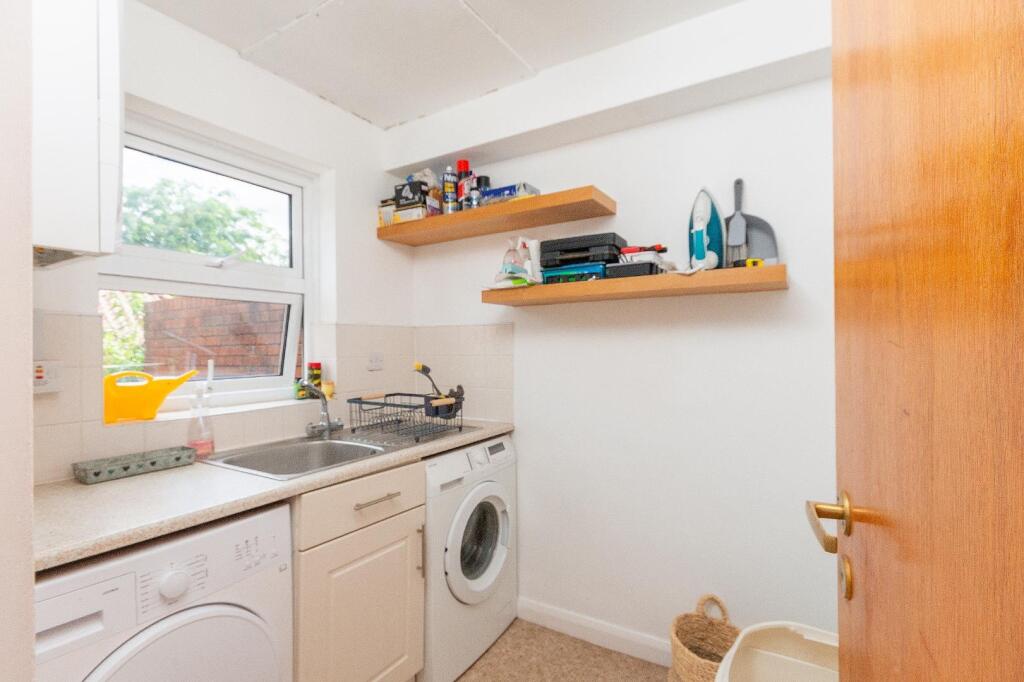 0W6RWW - Utility A.jpg