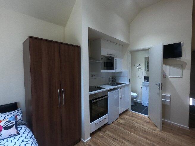 ash-grove-nw2-3lj-983289