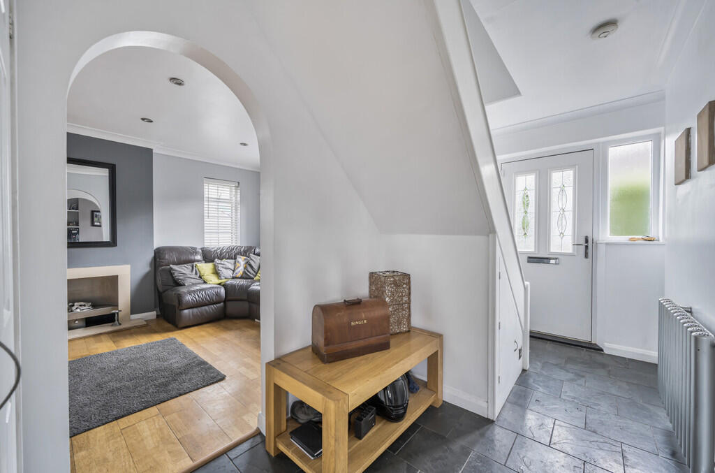 1329490-8-688ba2f...