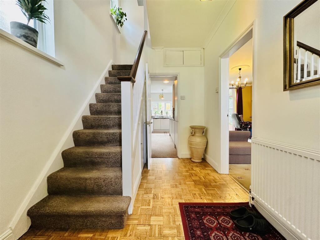 ENTRANCE HALL