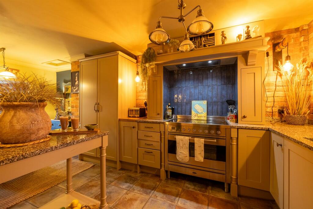 The Coach House-29.jpg