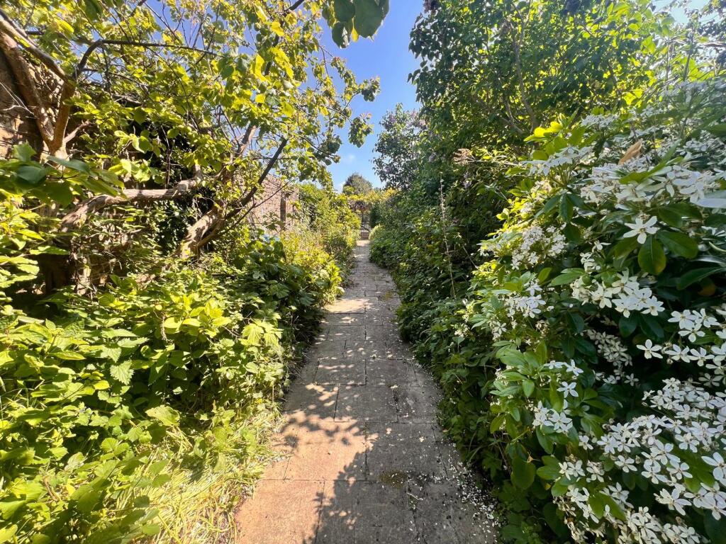 Pathway to Car Port (1)