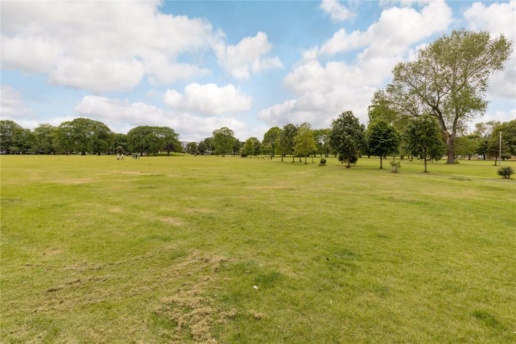 Queen Charlotte Ex 2