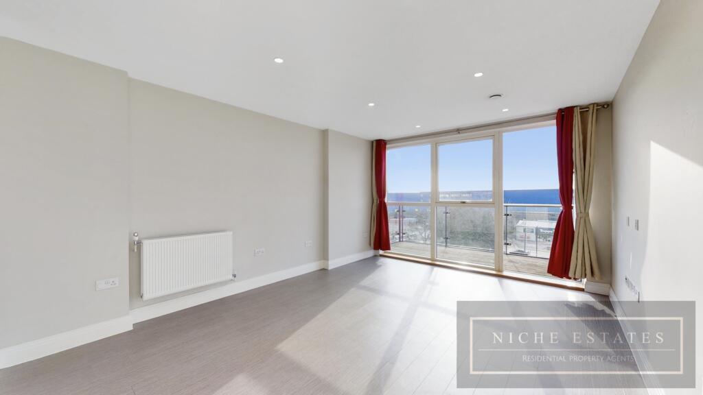 Weld Place, New Southgate, London, N11 - SEE VIRTUAL 3D TOUR ONLINE