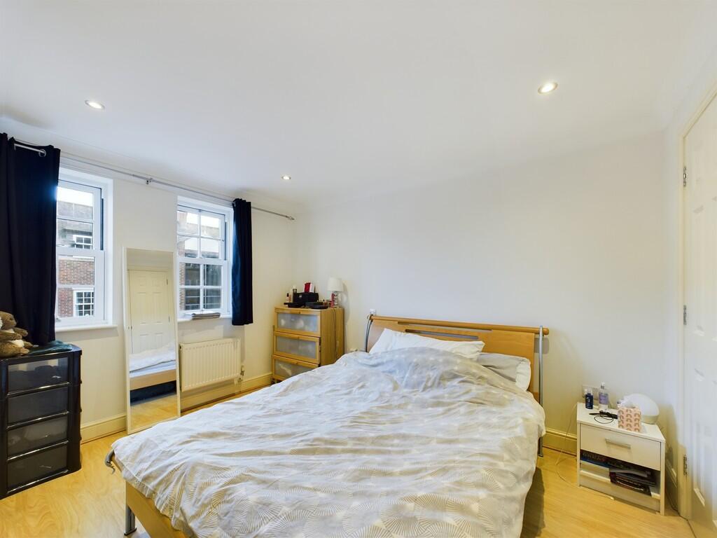 CAM01835G0-PR0146...