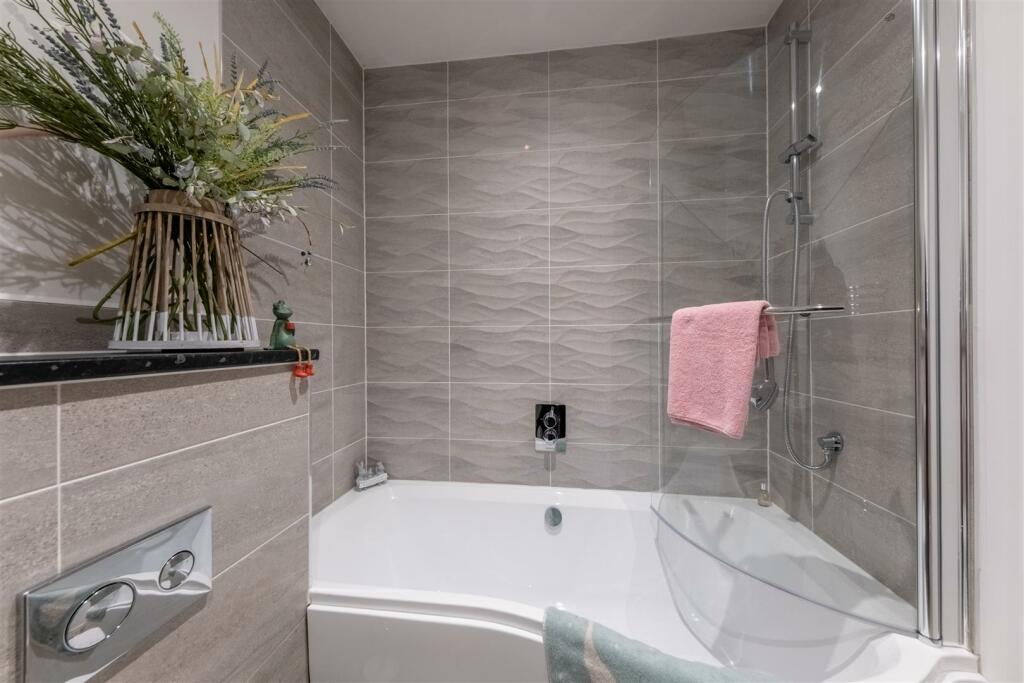 8 Mulberry Avenue-032.jpg