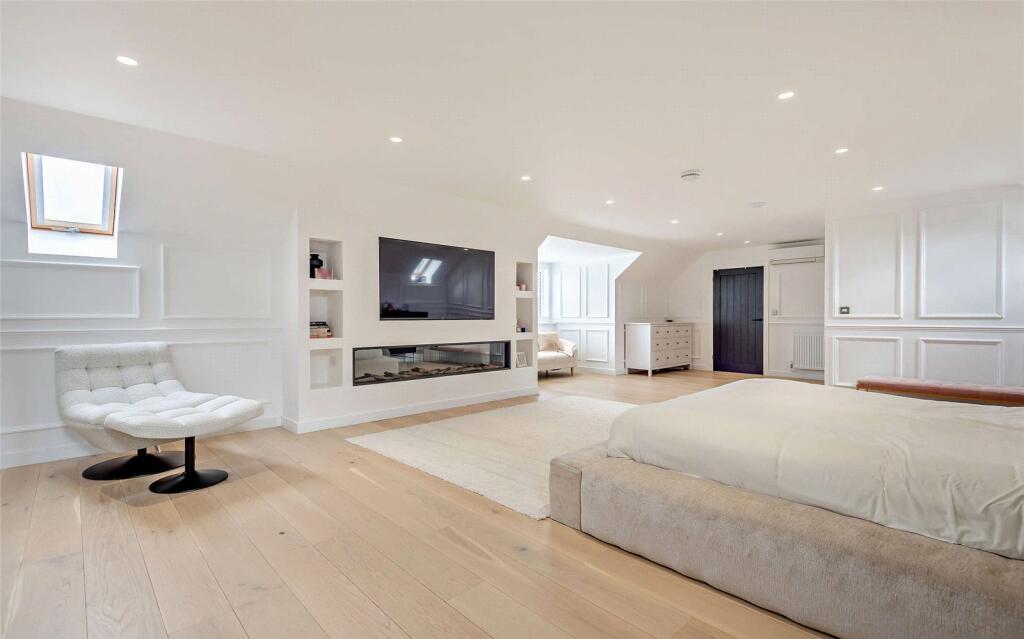 Principal Bedroom