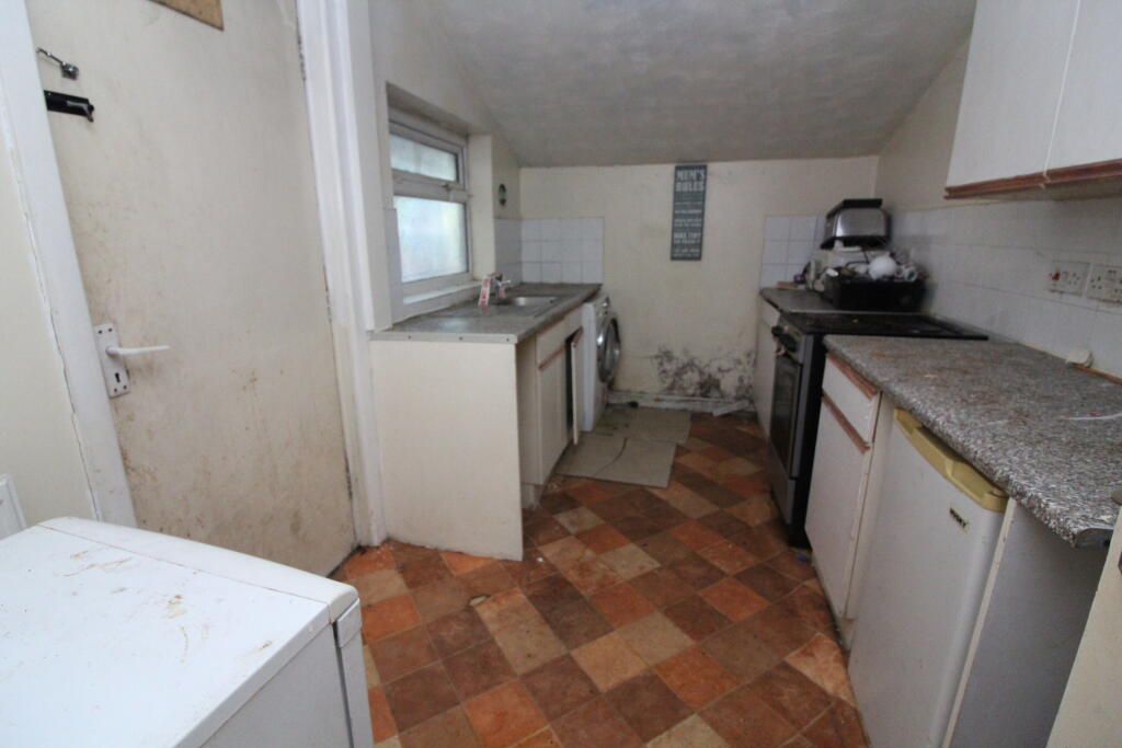 Kitchen T202507071502.jpg