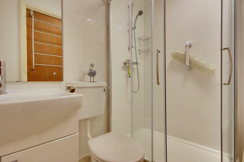 Guest Suite En-Suite